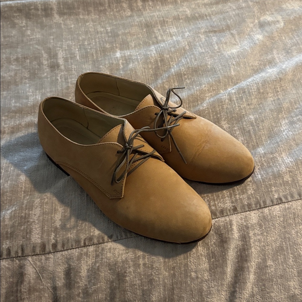 Nisolo Tan Suede Oxford Lace-Up Shoes